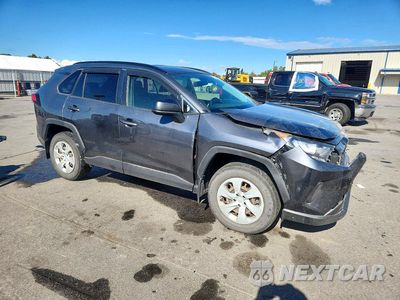 Czwarte zdjęcie samochodu z boku: 2019 TOYOTA RAV4 LE VIN:JTMF1RFV7KD004346 - miniatura