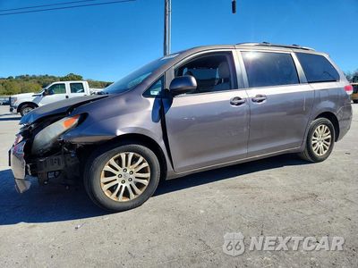 2013 TOYOTA SIENNA XLE 8-PASSENGER 5TDYK3DC7DS351560 - główne zdjęcie licytacji z USA - miniatura