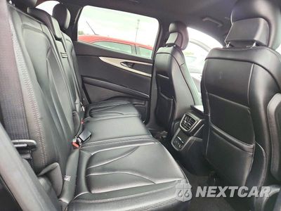 Zdjęcie 11 z 13 samochodu: 2019 LINCOLN NAUTILUS VIN:2LMPJ8J92KBL40615 - miniatura
