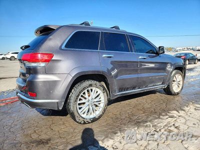 Trzecie zdjęcie samochodu z tyłu: 2017 JEEP GRAND CHEROKEE SUMMIT VIN:1C4RJFJT6HC618269 - miniatura