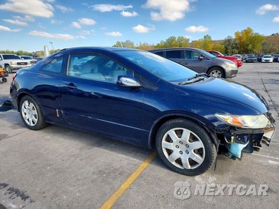 Czwarte zdjęcie samochodu z boku: 2010 HONDA CIVIC LX VIN:2HGFG1B60AH524695 - miniatura