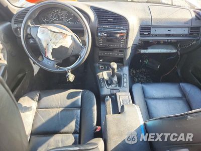 Zdjęcie 8 z 12 samochodu: 1999 BMW 323 IC VIN:WBABJ7339XEA18241 - miniatura