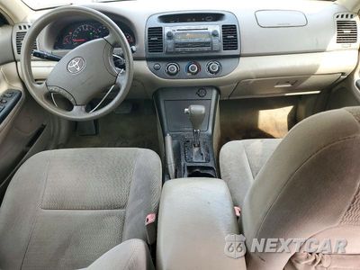 Zdjęcie 8 z 12 samochodu: 2006 TOYOTA CAMRY VIN:4T1BE32K76U724887 - miniatura