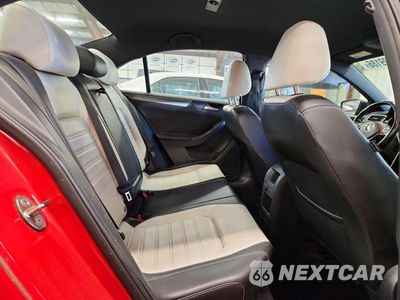 Zdjęcie 10 z 12 samochodu: 2016 VOLKSWAGEN JETTA SPORT VIN:3VWB17AJ4GM269239 - miniatura
