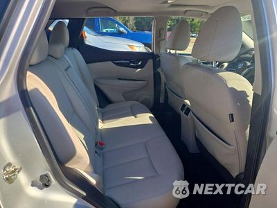 Zdjęcie 11 z 14 samochodu: 2019 NISSAN ROGUE SPORT SL VIN:JN1BJ1CR2KW625234 - miniatura