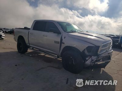 Czwarte zdjęcie samochodu z boku: 2019 RAM 1500 CLASSIC SLT VIN:1C6RR7LT7KS550614 - miniatura
