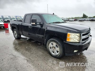 Czwarte zdjęcie samochodu z boku: 2009 CHEVROLET SILVERADO K1500 LTZ VIN:1GCEK39J39Z262648 - miniatura