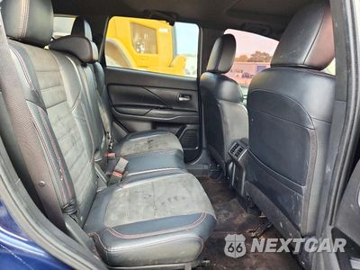 Zdjęcie 11 z 13 samochodu: 2020 MITSUBISHI OUTLANDER SE VIN:JA4AD3A31LZ037247 - miniatura
