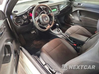 Zdjęcie 8 z 12 samochodu: 2014 VOLKSWAGEN BEETLE VIN:3VWF17AT0EM651431 - miniatura