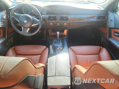 Zdjęcie 8 z 12 samochodu: 2007 BMW 530 XI VIN:WBANF73557CU25434 - miniatura