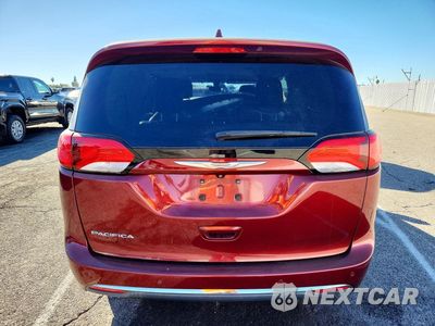 Zdjęcie 6 z 14 samochodu: 2017 CHRYSLER PACIFICA TOURING L VIN:2C4RC1BG0HR509246 - miniatura