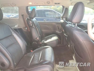 Zdjęcie 11 z 13 samochodu: 2017 TOYOTA SIENNA SE VIN:5TDXZ3DC7HS802242 - miniatura