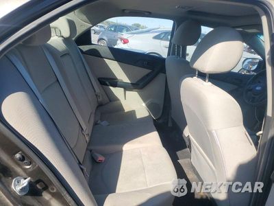 Zdjęcie 10 z 12 samochodu: 2010 KIA FORTE EX VIN:KNAFU4A21A5273553 - miniatura