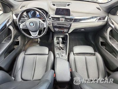 Zdjęcie 8 z 12 samochodu: 2018 BMW X1 XDRIVE28I VIN:WBXHT3C37J5L33983 - miniatura