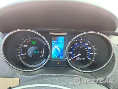 Zdjęcie 9 z 13 samochodu: 2013 HYUNDAI SONATA HYBRID VIN:KMHEC4A46DA082379 - miniatura