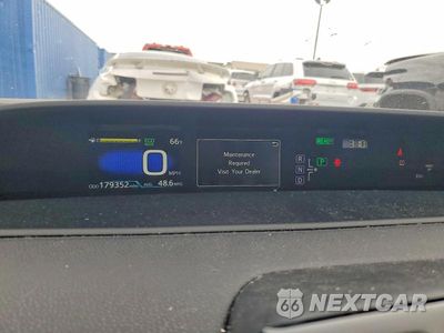 Zdjęcie 9 z 12 samochodu: 2016 TOYOTA PRIUS FOUR VIN:JTDKARFU7G3520273 - miniatura