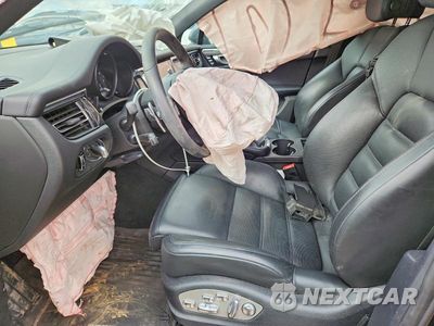 Zdjęcie 7 z 13 samochodu: 2023 PORSCHE MACAN GTS VIN:WP1AF2A56PLB56172 - miniatura