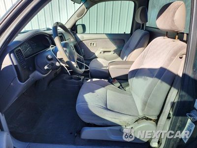 Zdjęcie 7 z 12 samochodu: 2001 TOYOTA TACOMA BASE VIN:5TENL42NX1Z734112 - miniatura