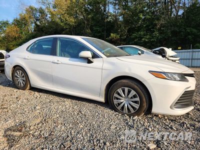 Czwarte zdjęcie samochodu z boku: 2023 TOYOTA CAMRY LE VIN:4T1C31AK7PU613337 - miniatura