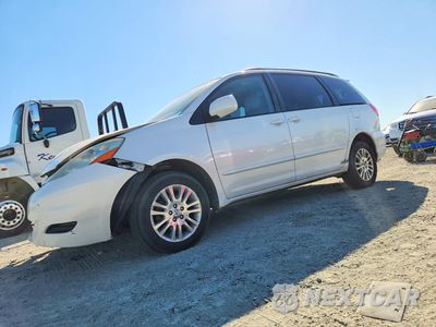 2010 TOYOTA SIENNA XLE 5TDDK4CC5AS031283 - główne zdjęcie licytacji z USA - miniatura