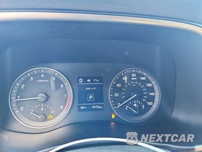 Zdjęcie 9 z 14 samochodu: 2019 HYUNDAI TUCSON VALUE VIN:KM8J33A40KU935203 - miniatura