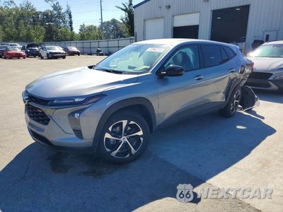 2025 CHEVROLET TRAX 1RS KL77LGEP4SC181915 - główne zdjęcie licytacji z USA - miniatura