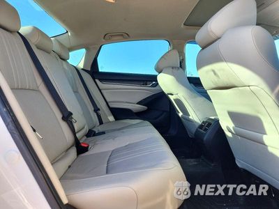Zdjęcie 10 z 13 samochodu: 2019 HONDA ACCORD TOURING VIN:1HGCV2F90KA014544 - miniatura