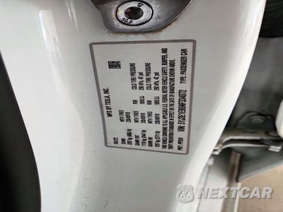 Zdjęcie 12 z 12 samochodu: 2022 TESLA MODEL 3 VIN:5YJ3E1EB6NF334072 - miniatura