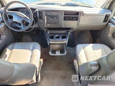 Zdjęcie 8 z 13 samochodu: 2006 CHEVROLET EXPRESS G3500 VIN:1GAHG39U161207918 - miniatura