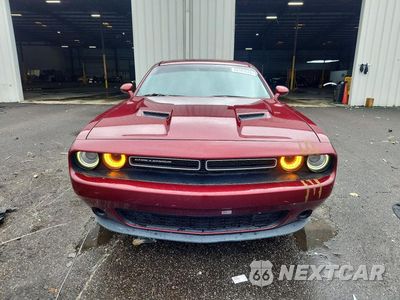Piąte zdjęcie samochodu w środku: 2018 DODGE CHALLENGER SXT VIN:2C3CDZAG0JH121954 - miniatura