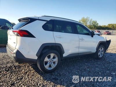 Trzecie zdjęcie samochodu z tyłu: 2020 TOYOTA RAV4 XLE VIN:2T3W1RFV6LW063523 - miniatura