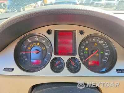 Zdjęcie 9 z 12 samochodu: 2009 VOLKSWAGEN PASSAT TURBO VIN:WVWJK73C99P046184 - miniatura