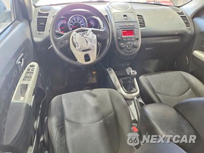 Zdjęcie 8 z 13 samochodu: 2012 KIA SOUL + VIN:KNDJT2A63C7366685 - miniatura