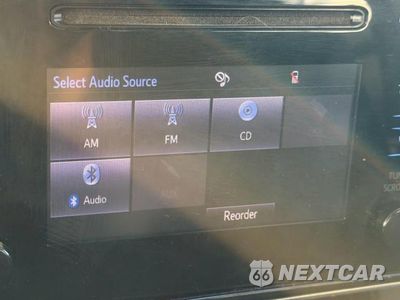 Zdjęcie 12 z 14 samochodu: 2019 TOYOTA COROLLA LE VIN:5YFBURHE4KP890447 - miniatura