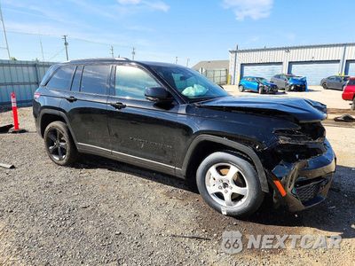 Czwarte zdjęcie samochodu z boku: 2025 JEEP GRAND CHEROKEE LIMITED VIN:1C4RJHBG2SC352978 - miniatura