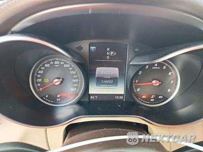 Zdjęcie 9 z 12 samochodu: 2015 MERCEDES-BENZ C 300 4MATIC VIN:55SWF4KB2FU011685 - miniatura