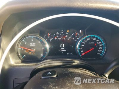 Zdjęcie 9 z 13 samochodu: 2017 CHEVROLET SUBURBAN K1500 LT VIN:1GNSKHKC0HR363681 - miniatura