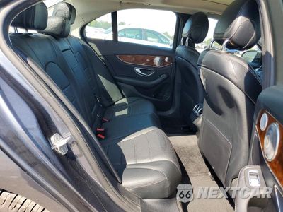 Zdjęcie 10 z 12 samochodu: 2015 MERCEDES-BENZ C 300 4MATIC VIN:55SWF4KB4FU001109 - miniatura