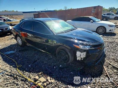 Czwarte zdjęcie samochodu z boku: 2020 TOYOTA CAMRY LE VIN:4T1L31AKXLU523433 - miniatura
