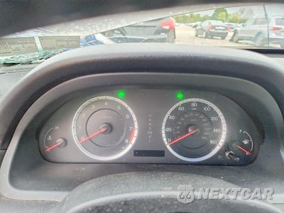 Zdjęcie 9 z 13 samochodu: 2011 HONDA ACCORD EXL VIN:1HGCP2F84BA119959 - miniatura