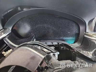 Zdjęcie 9 z 12 samochodu: 2023 BMW 530 XI VIN:WBA13BJ02PWY16556 - miniatura