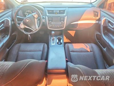Zdjęcie 8 z 12 samochodu: 2016 NISSAN ALTIMA 2.5 S VIN:1N4AL3AP3GN354459 - miniatura
