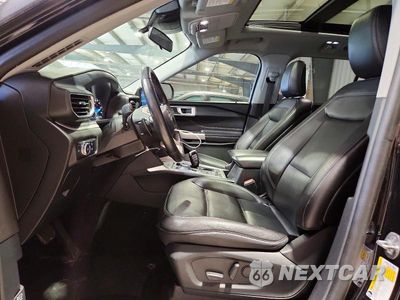Zdjęcie 7 z 14 samochodu: 2020 FORD EXPLORER XLT VIN:1FMSK8DH5LGC55543 - miniatura