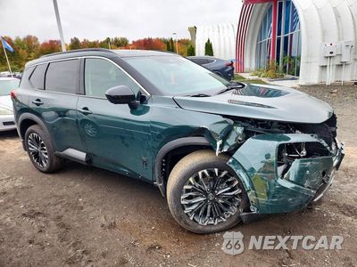 Czwarte zdjęcie samochodu z boku: 2026 NISSAN ROGUE DARK ARMOR VIN:5N1BT3BB7TC800079 - miniatura