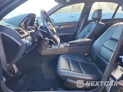 Zdjęcie 7 z 12 samochodu: 2011 MERCEDES-BENZ C 300 4MATIC VIN:WDDGF8BB6BR144991 - miniatura