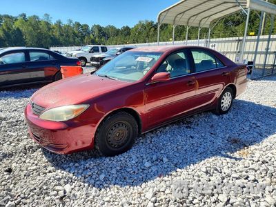 2004 TOYOTA CAMRY LE 4T1BE32K34U282770 - główne zdjęcie licytacji z USA - miniatura