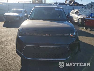 Piąte zdjęcie samochodu w środku: 2023 KIA SOUL LX VIN:KNDJ23AUXP7859180 - miniatura