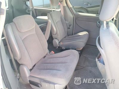 Zdjęcie 11 z 13 samochodu: 2006 CHRYSLER TOWN & COUNTRY TOURING VIN:2A4GP54L26R859899 - miniatura
