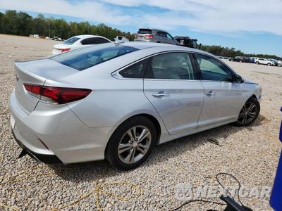 Trzecie zdjęcie samochodu z tyłu: 2018 HYUNDAI SONATA LIMITED VIN:5NPE34AF3JH608719 - miniatura