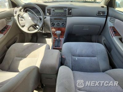Zdjęcie 8 z 13 samochodu: 2005 TOYOTA COROLLA LE VIN:1NXBR32E75Z395038 - miniatura